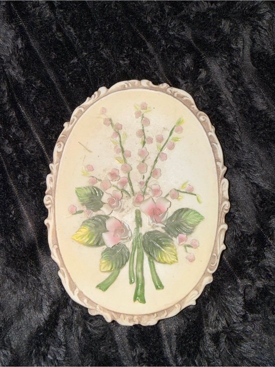 Other - Vintage Floral Relief Wall Plaque - Pink & Green Bouquet